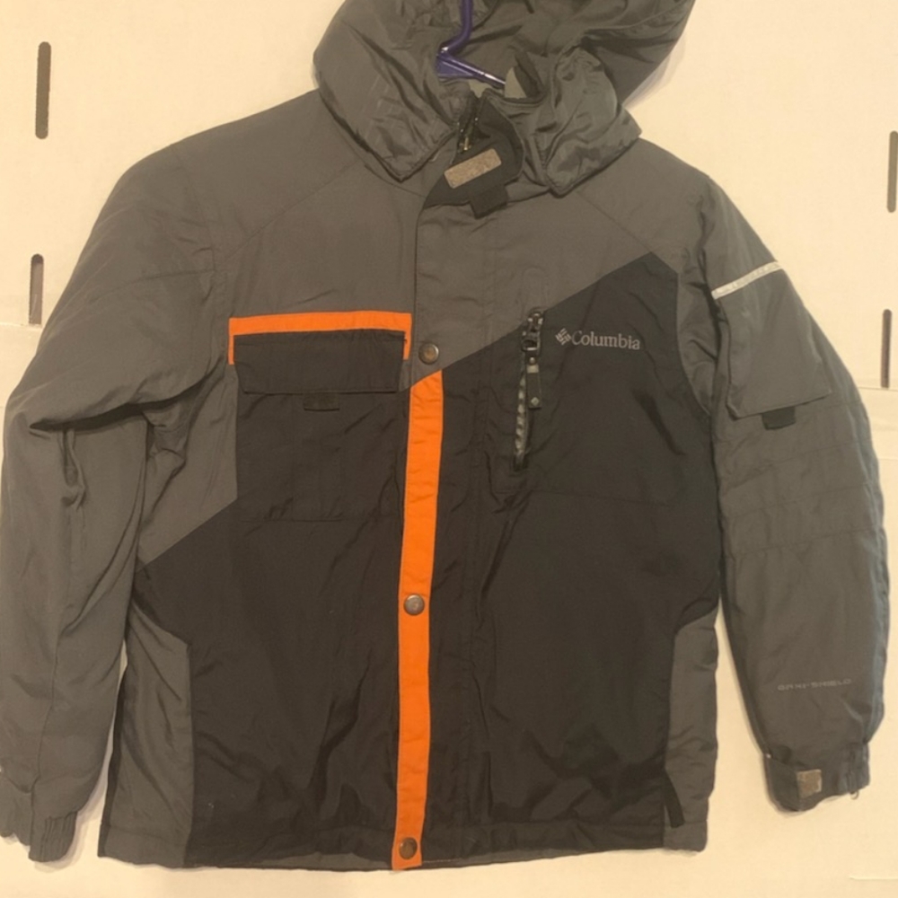 Columbia Boys Coat. Size 8 Youth.